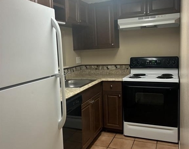 7193 E Bank Dr - Photo Thumbnail 6