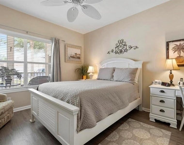 4802 51st Street W - Photo Thumbnail 7