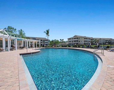 4802 51st Street W - Photo Thumbnail 10