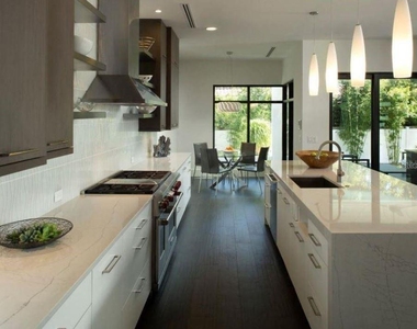 356 Bayview Drive Ne - Photo Thumbnail 18