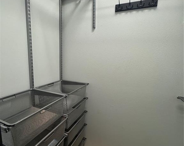 331 N Trask Street - Photo Thumbnail 14