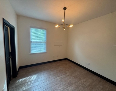 331 N Trask Street - Photo Thumbnail 21