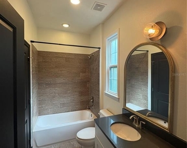 331 N Trask Street - Photo Thumbnail 19