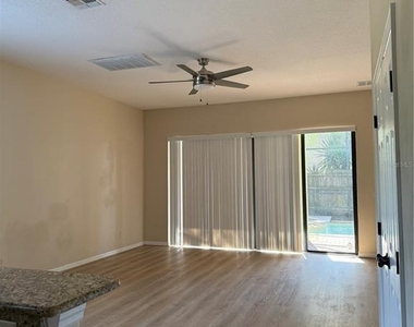 713 Bridgeford Crossing Boulevard - Photo Thumbnail 15