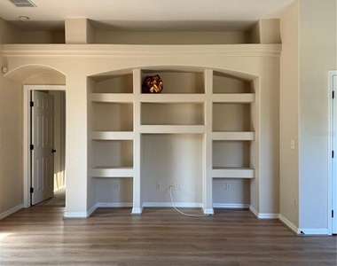 713 Bridgeford Crossing Boulevard - Photo Thumbnail 14