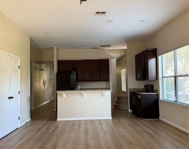 713 Bridgeford Crossing Boulevard - Photo Thumbnail 9