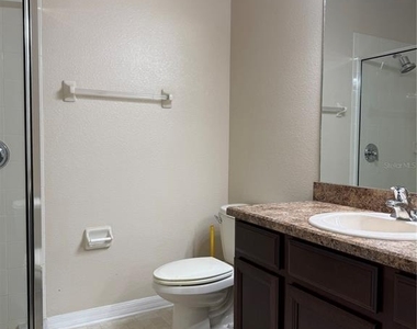 713 Bridgeford Crossing Boulevard - Photo Thumbnail 27