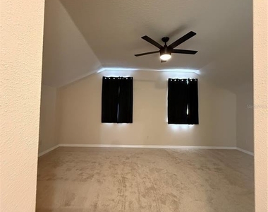 713 Bridgeford Crossing Boulevard - Photo Thumbnail 38