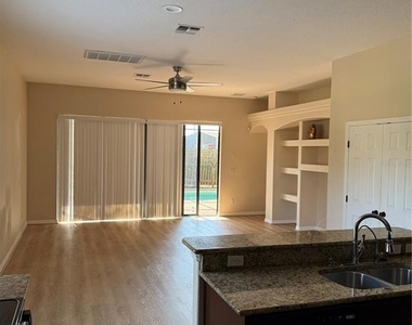 713 Bridgeford Crossing Boulevard - Photo Thumbnail 12
