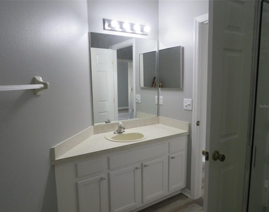 16625 Palm Spring Drive - Photo Thumbnail 18