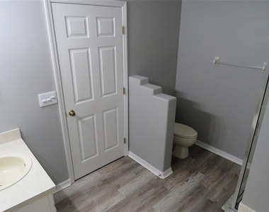 16625 Palm Spring Drive - Photo Thumbnail 27