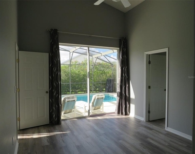 16625 Palm Spring Drive - Photo Thumbnail 34