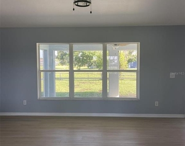 1708 Blue Lake Circle - Photo Thumbnail 3