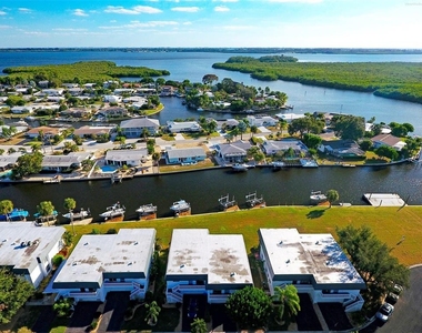 10431 Waterbird Way - Photo Thumbnail 43