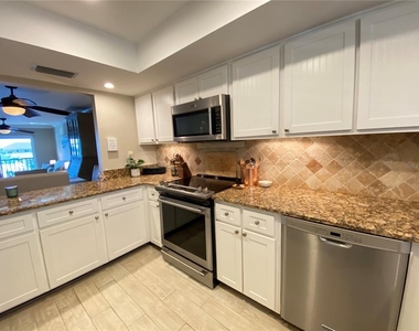 10431 Waterbird Way - Photo Thumbnail 13