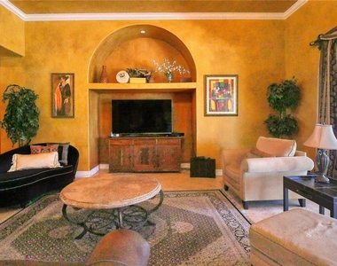 110 Portofino Drive - Photo Thumbnail 7
