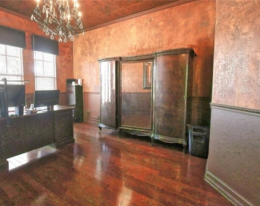 110 Portofino Drive - Photo Thumbnail 21