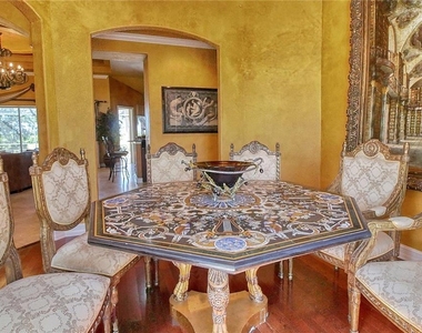 110 Portofino Drive - Photo Thumbnail 17