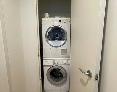 1510 Lexington Avenue - Photo Thumbnail 2