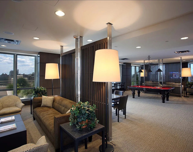 1510 Lexington Avenue - Photo Thumbnail 8