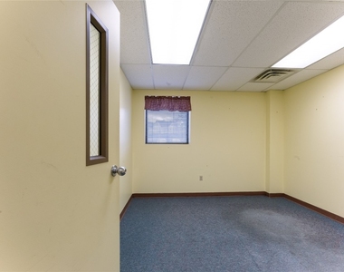457 State Street - Photo Thumbnail 23
