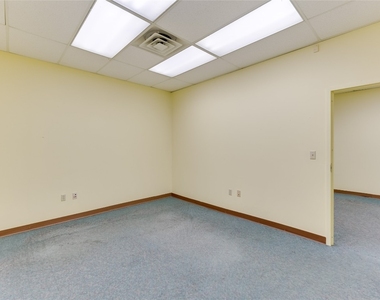 457 State Street - Photo Thumbnail 13