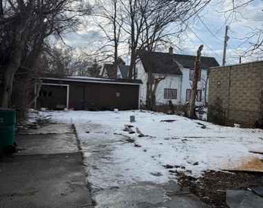 2255 Genesee Street - Photo Thumbnail 32