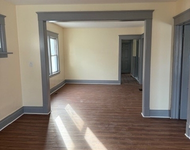 2255 Genesee Street - Photo Thumbnail 15