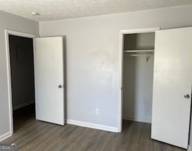 300 Rogers Street - Photo Thumbnail 5