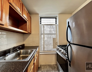 147 Starr Street - Photo Thumbnail 22