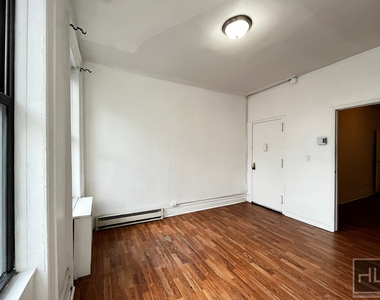 147 Starr Street - Photo Thumbnail 6