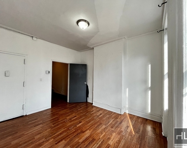 147 Starr Street - Photo Thumbnail 7