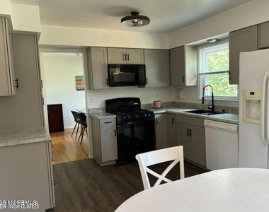 41 Heath Avenue - Photo Thumbnail 4