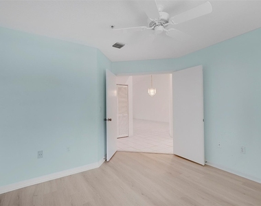 5876 Regal Glen Drive - Photo Thumbnail 22