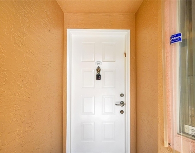 5876 Regal Glen Drive - Photo Thumbnail 5