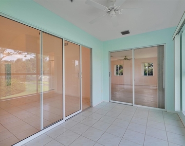 5876 Regal Glen Drive - Photo Thumbnail 34