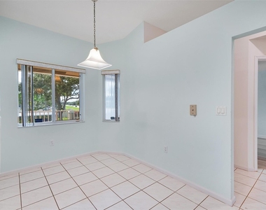 5876 Regal Glen Drive - Photo Thumbnail 9