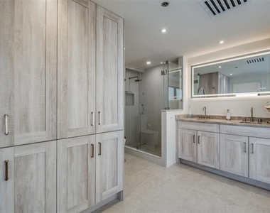 3030 Mckinney Avenue - Photo Thumbnail 15