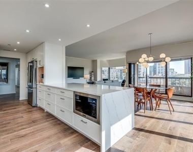 3030 Mckinney Avenue - Photo Thumbnail 5