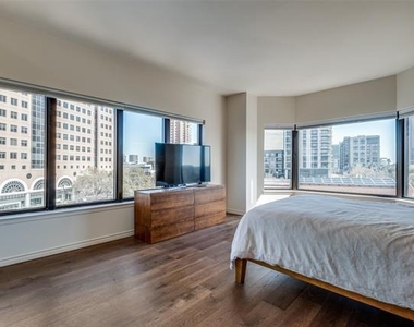 3030 Mckinney Avenue - Photo Thumbnail 11