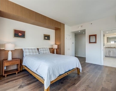3030 Mckinney Avenue - Photo Thumbnail 12