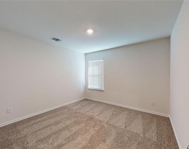 15133 Ace Drive - Photo Thumbnail 9