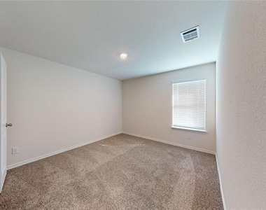 15133 Ace Drive - Photo Thumbnail 2