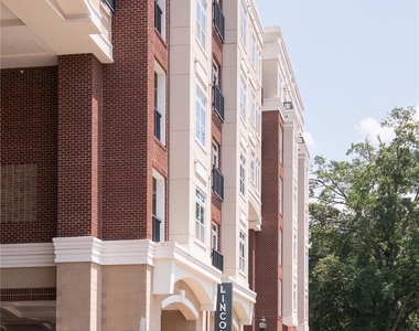 905 Kenilworth Avenue - Photo Thumbnail 3
