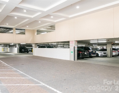 905 Kenilworth Avenue - Photo Thumbnail 29