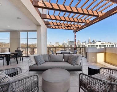 905 Kenilworth Avenue - Photo Thumbnail 9