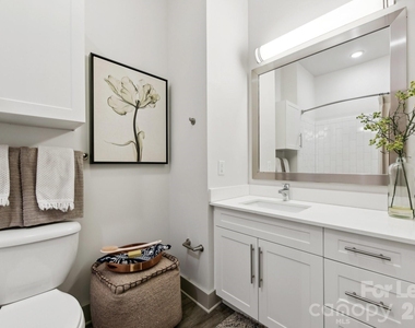 905 Kenilworth Avenue - Photo Thumbnail 37