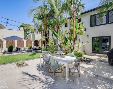 122 Belmont - Photo Thumbnail 2
