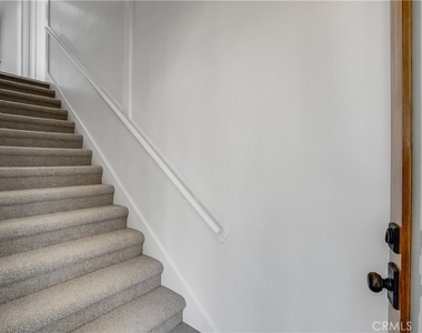 122 Belmont - Photo Thumbnail 4