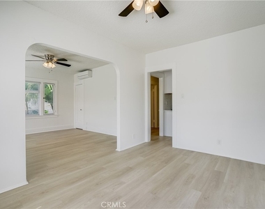 122 Belmont - Photo Thumbnail 12